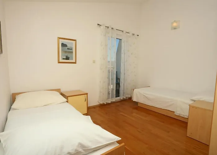 Apartments Sikirica