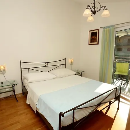 Apartments Sikirica Trogir Exterior photo