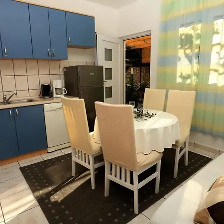 Apartments Sikirica Trogir Exterior photo