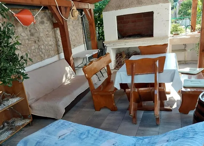 Apartments Sikirica